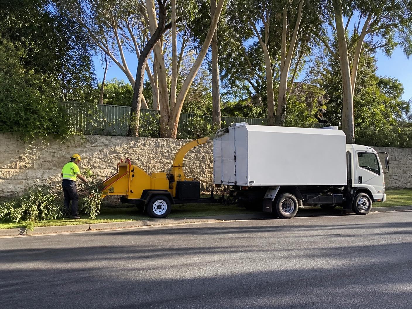 Crew on a insurance & claims site in Perth
